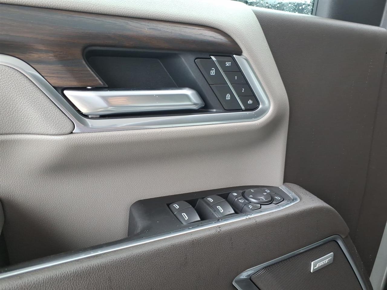 GMC Sierra 2500HD 4WD Crew Cab 159" SLT 2026