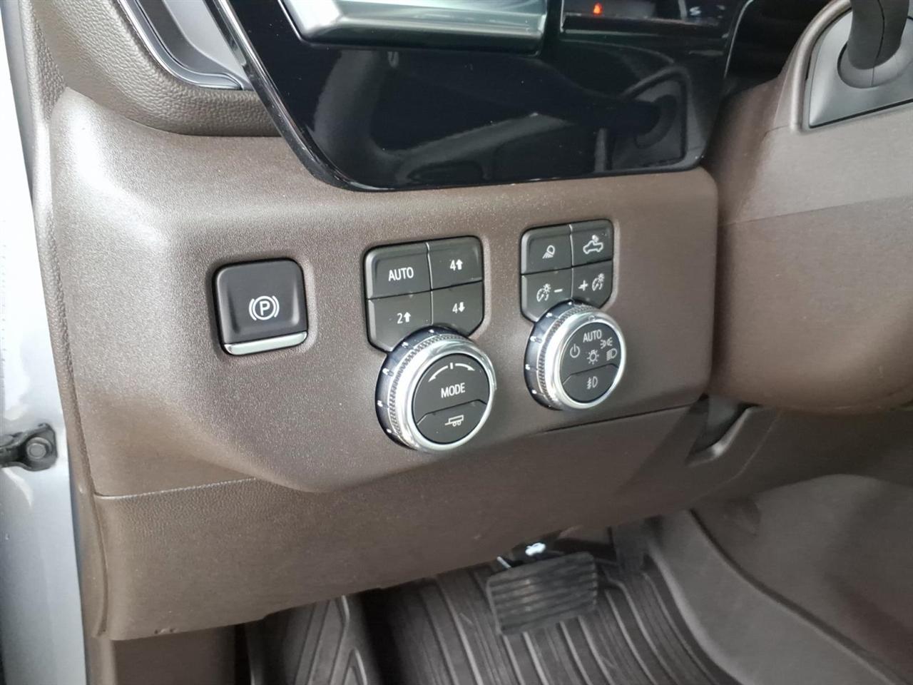 GMC Sierra 2500HD 4WD Crew Cab 159" SLT 2026