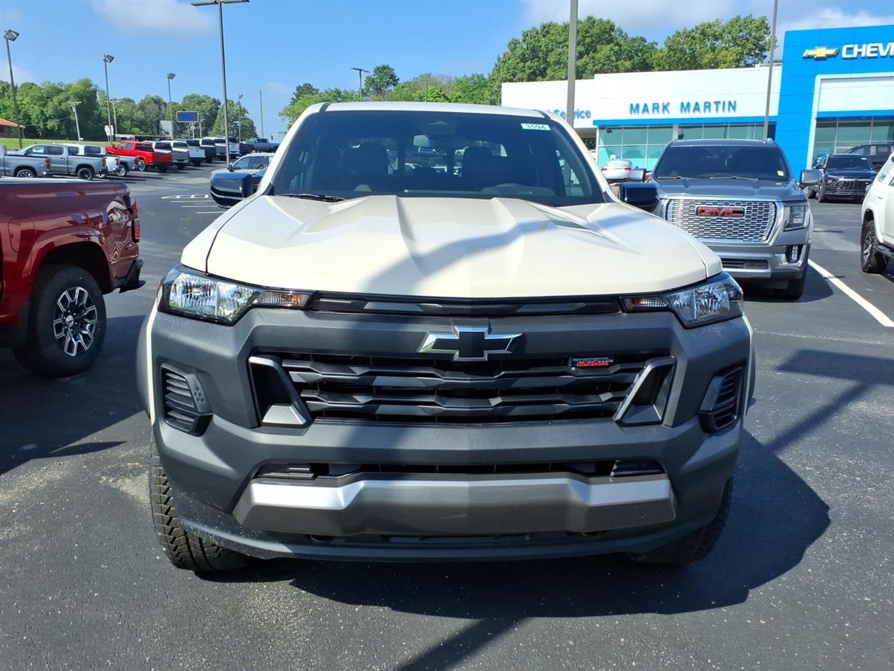 Chevrolet Colorado 4WD Crew Cab Trail Boss 2026