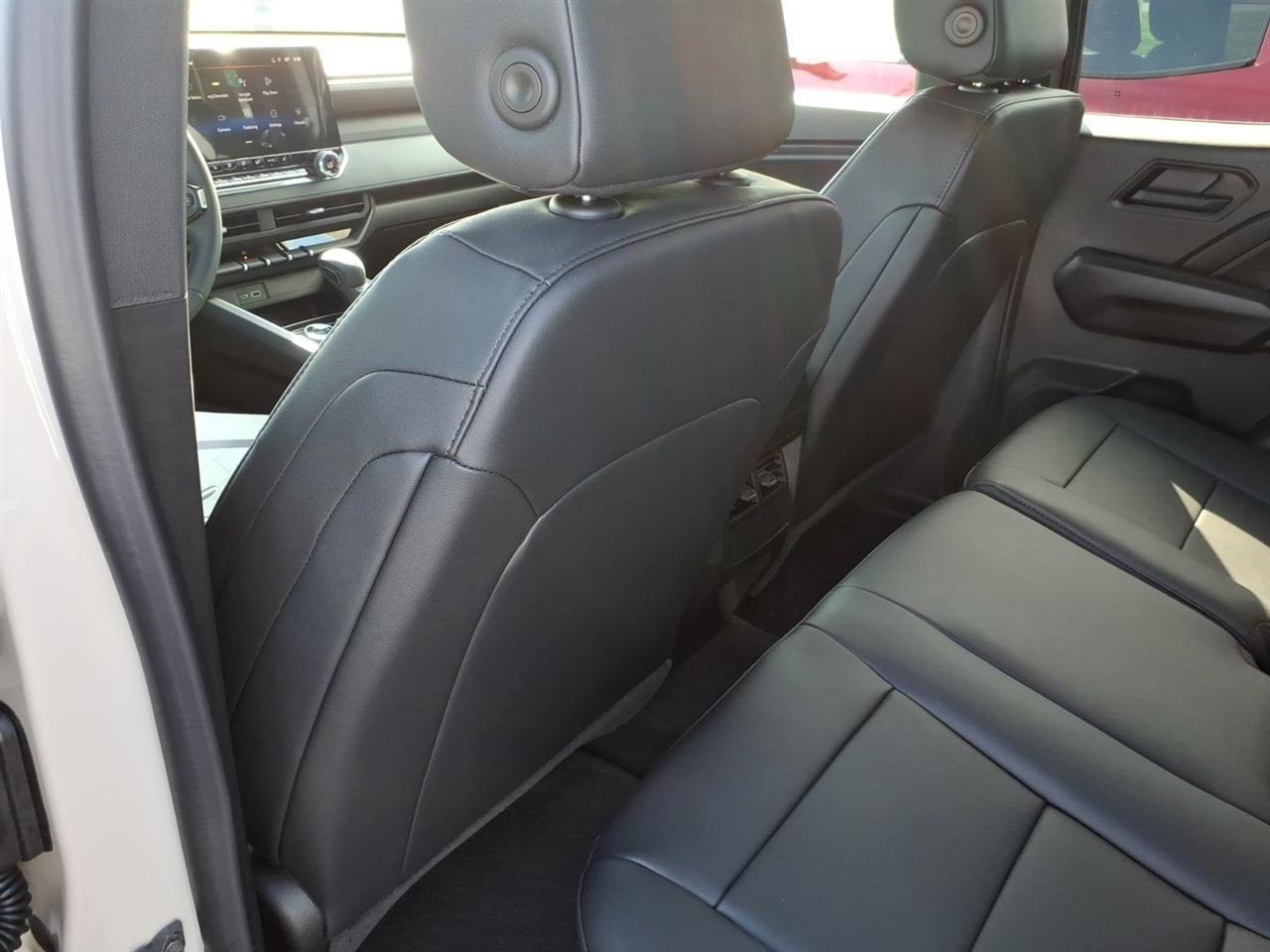 Chevrolet Colorado 4WD Crew Cab Trail Boss 2026