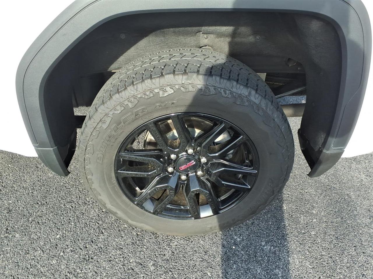 GMC Sierra 1500 4WD Crew Cab 147" Elevation w/3SB 2024