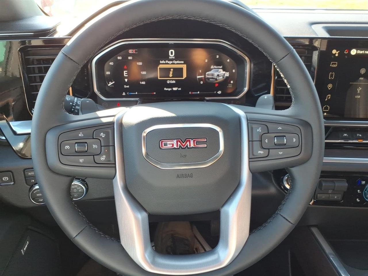 GMC Sierra 1500 4WD Crew Cab 147" SLT 2026