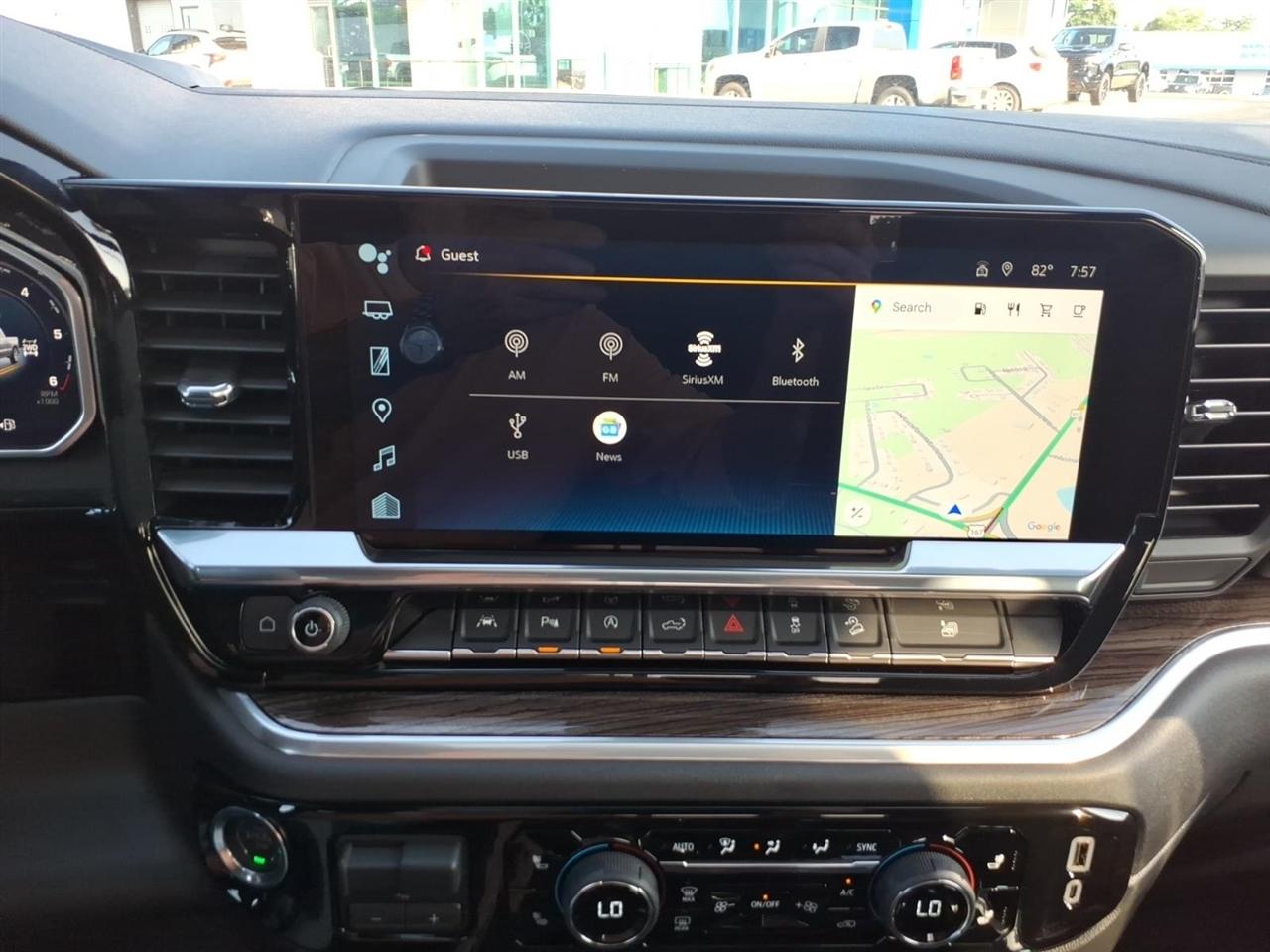 Chevrolet Silverado 1500 4WD Crew Cab 147" RST 2026