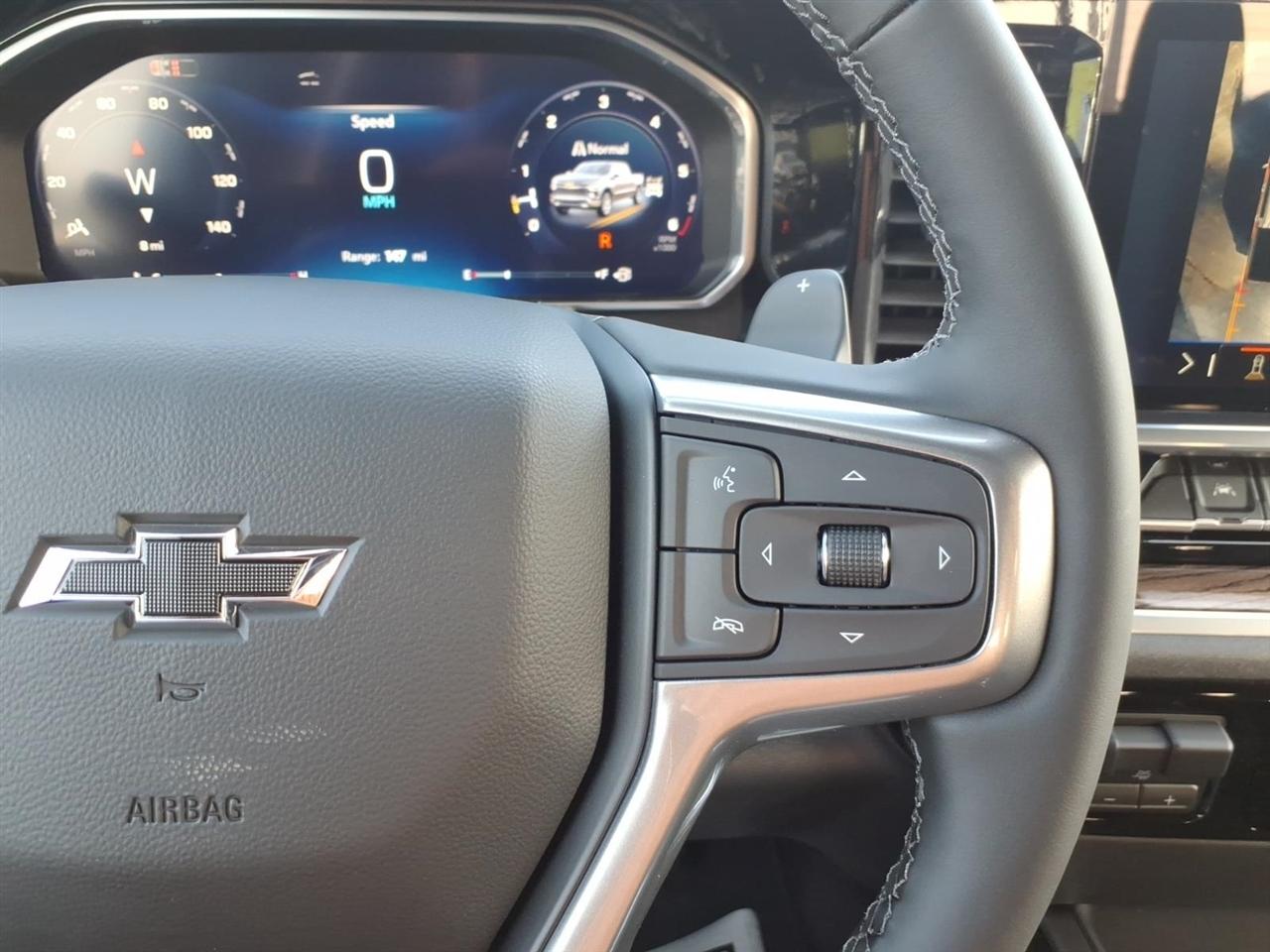 Chevrolet Silverado 1500 4WD Crew Cab 147" RST 2026