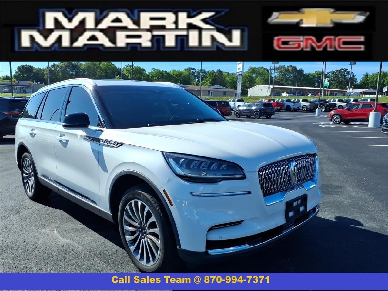 Lincoln Aviator Standard AWD 2023