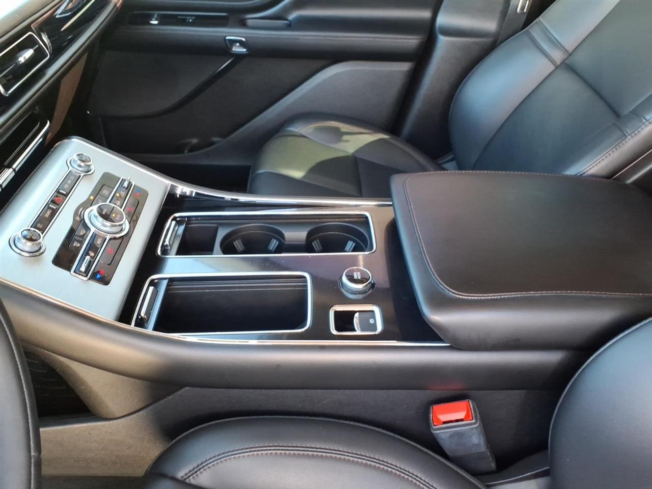 Lincoln Aviator Standard AWD 2023