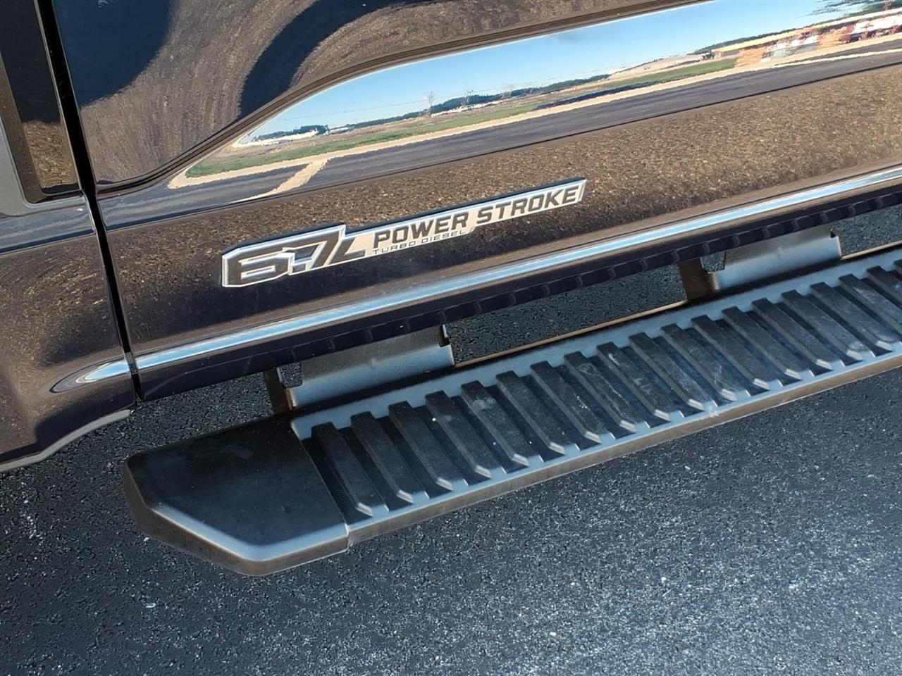 Ford Super Duty F-350 SRW King Ranch 4WD Crew Cab 8' Box 2024