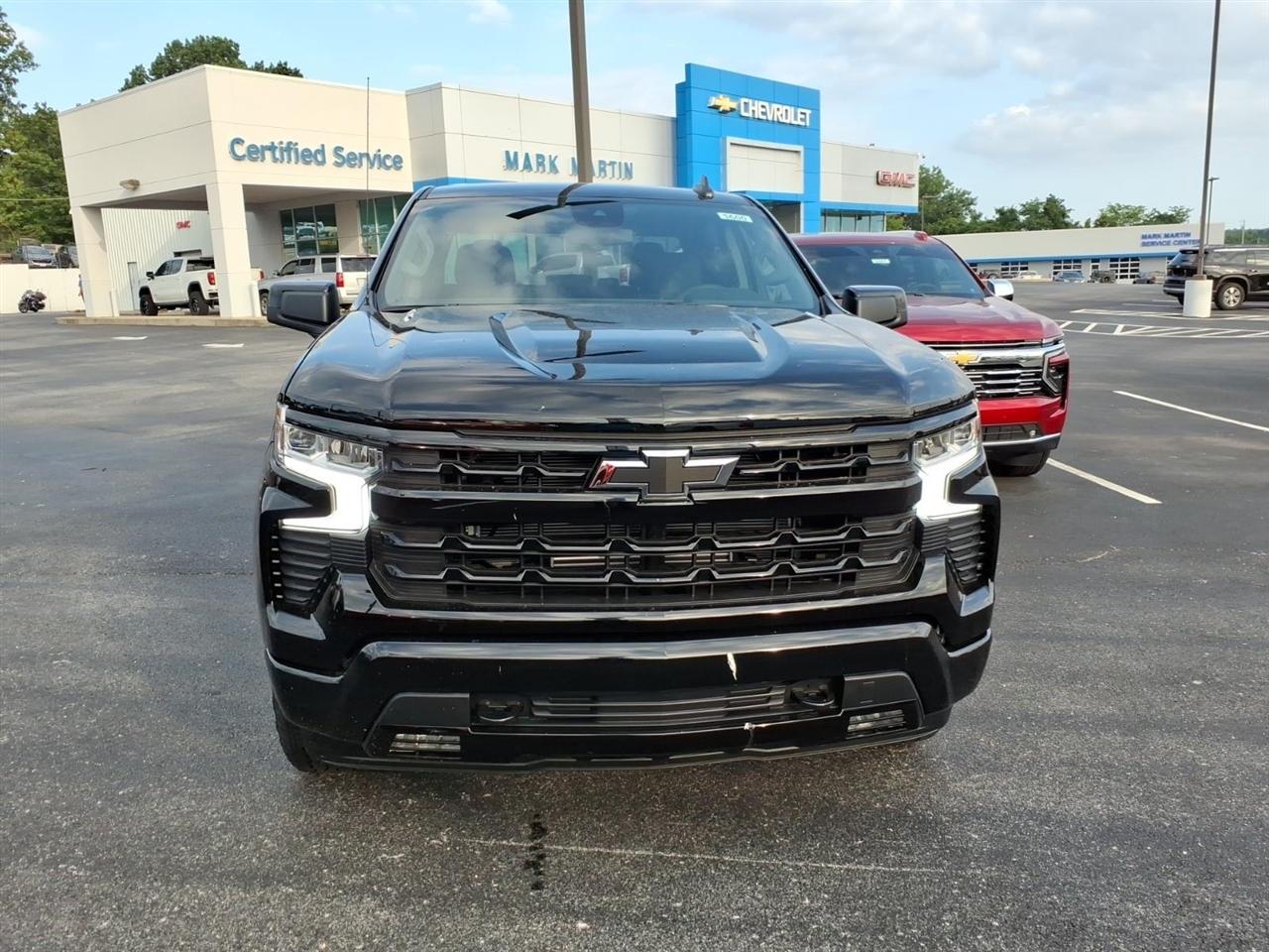 Chevrolet Silverado 1500 2WD Crew Cab 147" RST 2026