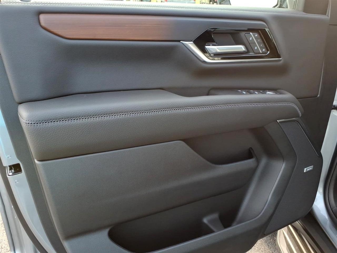GMC Yukon 4WD 4dr Denali 2026