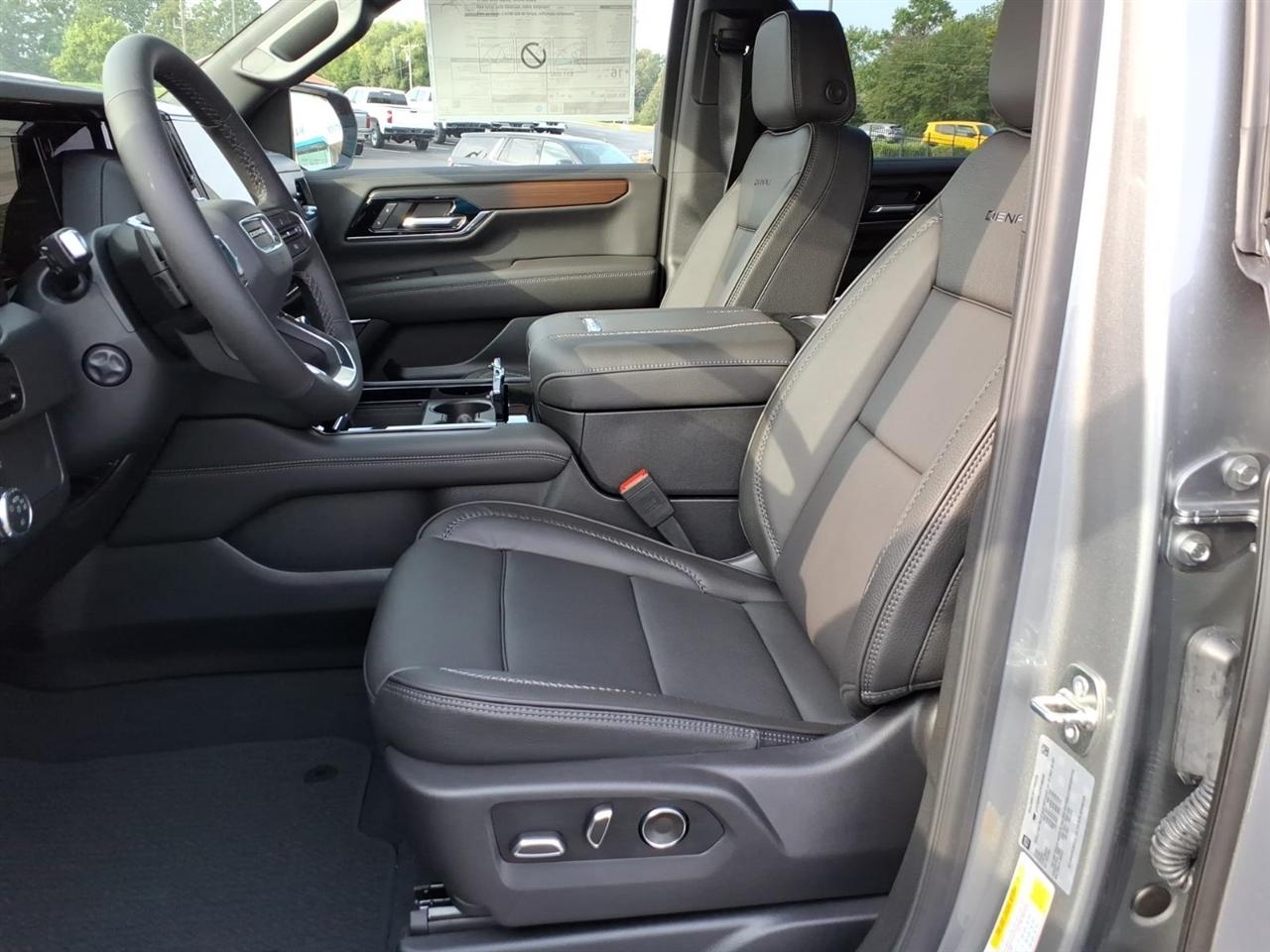 GMC Yukon 4WD 4dr Denali 2026