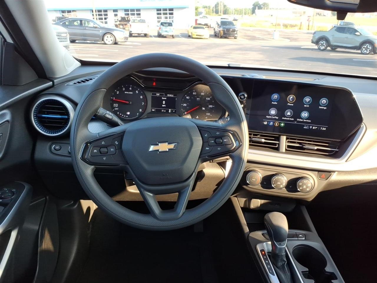 Chevrolet Trax FWD 4dr LS 2026