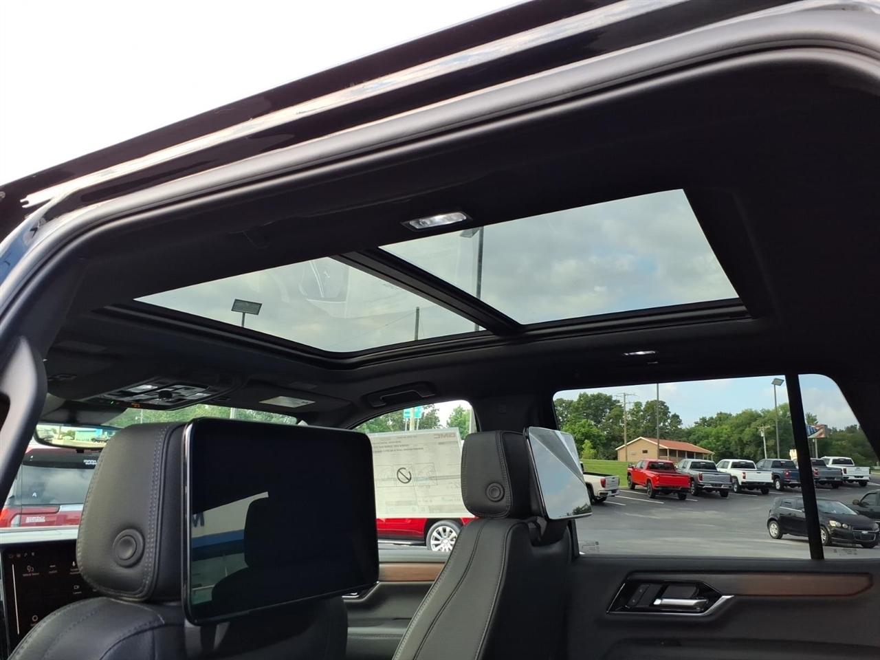 GMC Yukon 4WD 4dr Denali 2026