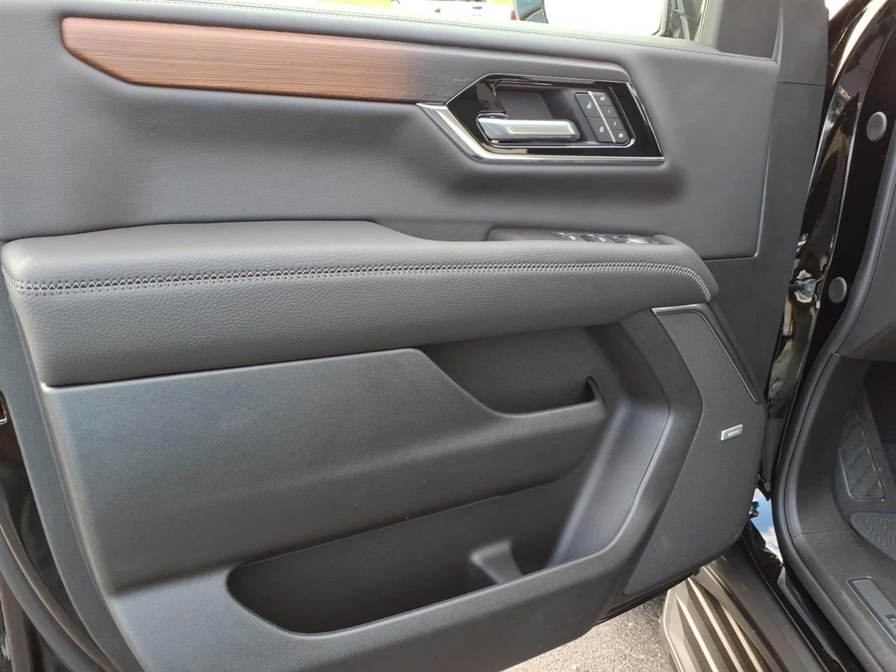GMC Yukon 4WD 4dr Denali 2026