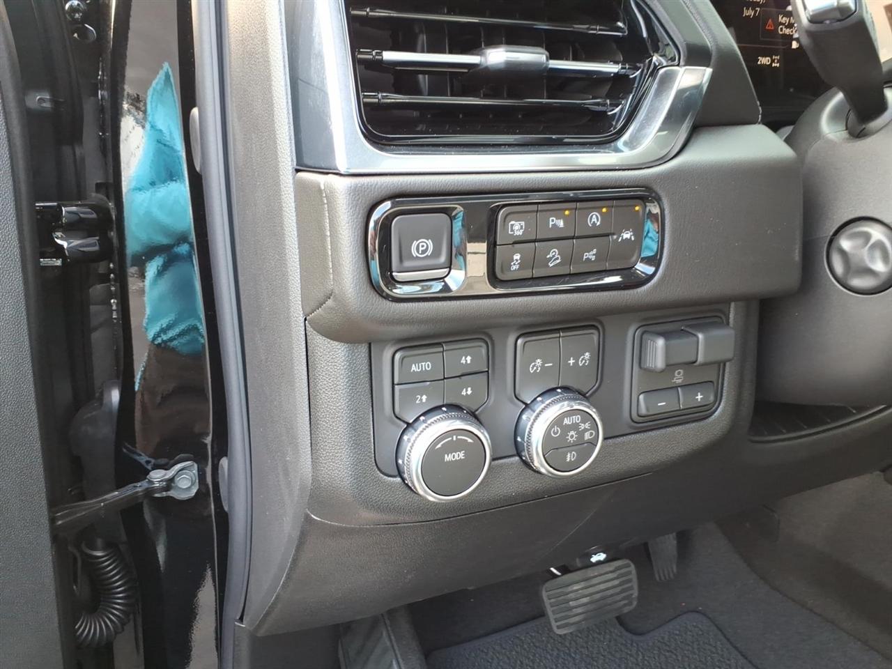 GMC Yukon 4WD 4dr Denali 2026