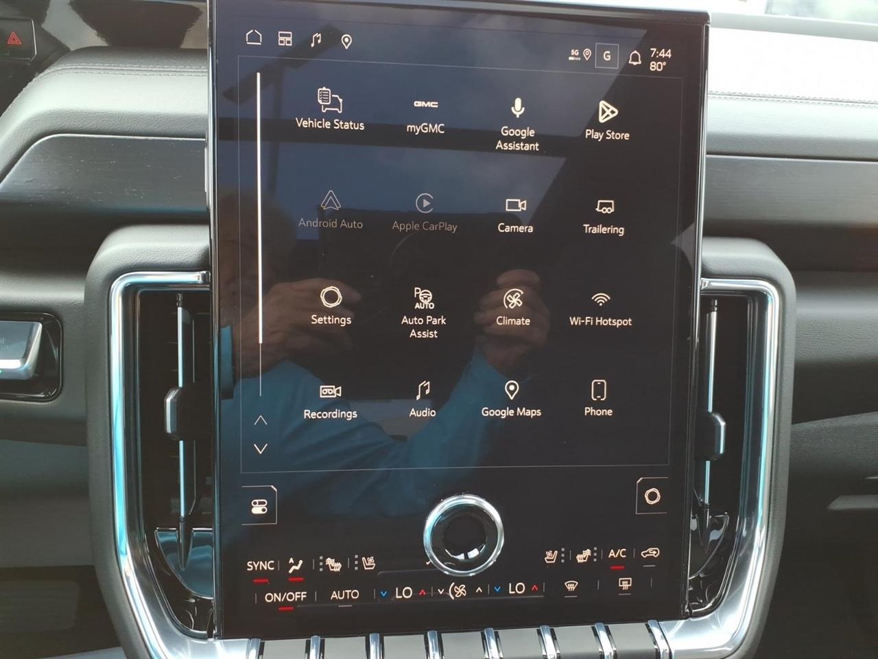 GMC Yukon 4WD 4dr Denali 2026