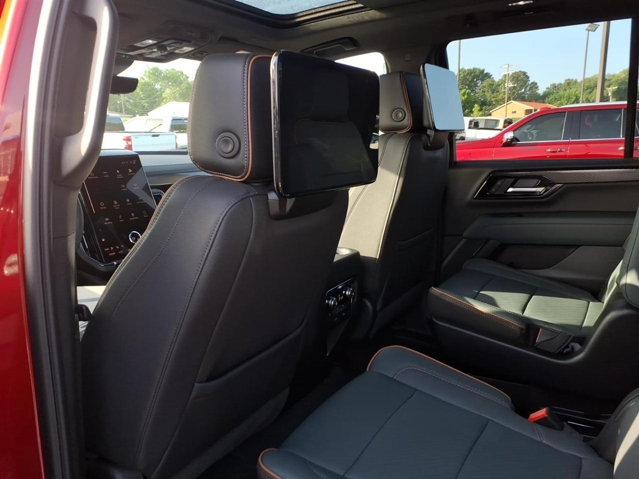 GMC Yukon 4WD 4dr AT4 2026