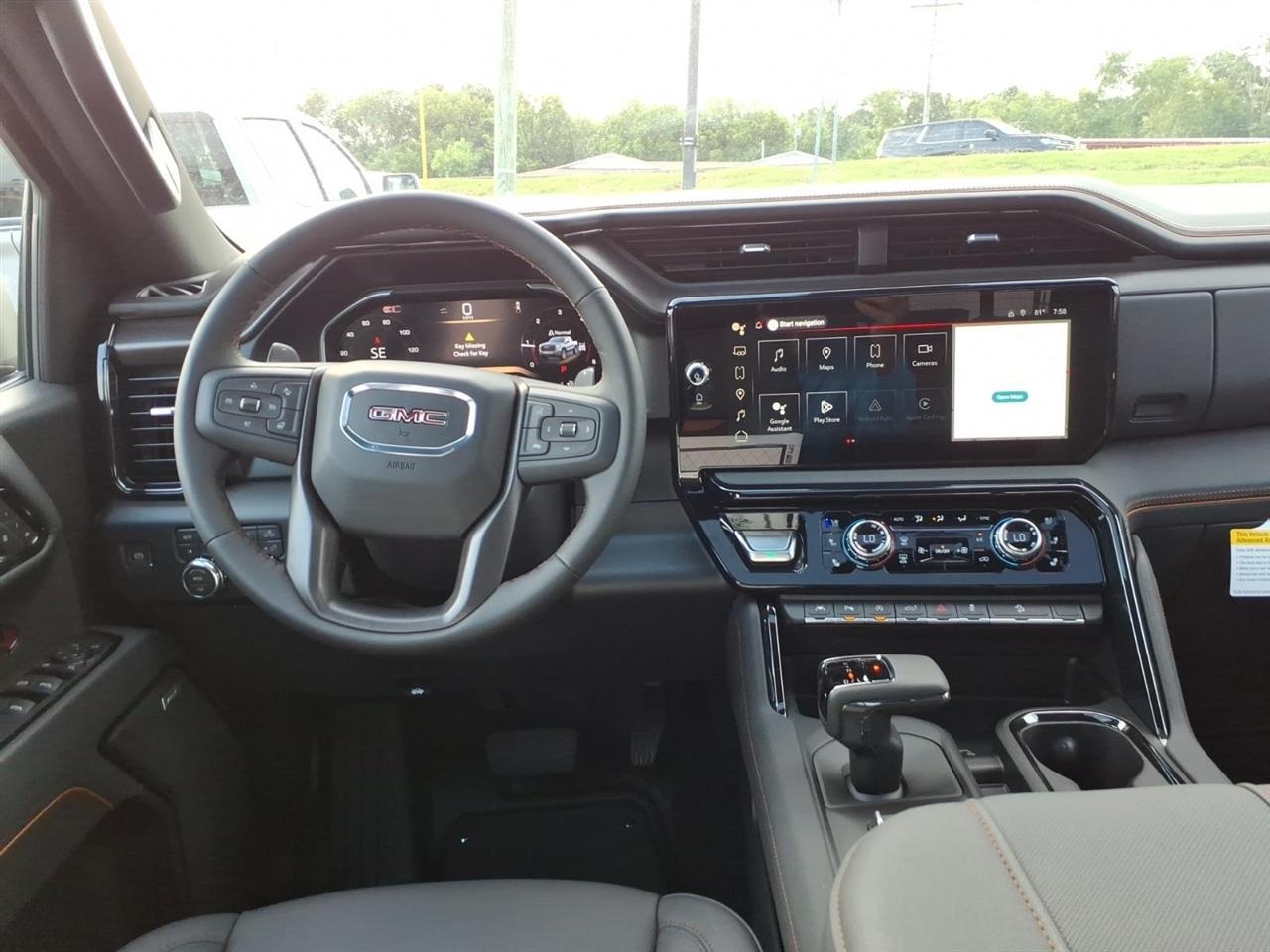 GMC Sierra 1500 4WD Crew Cab 147" AT4 2026