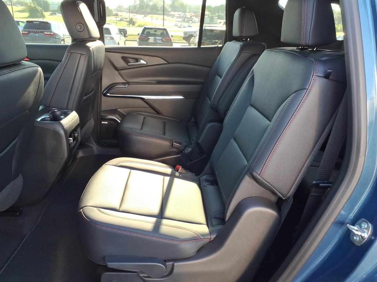 Chevrolet Traverse AWD 4dr Z71 2026