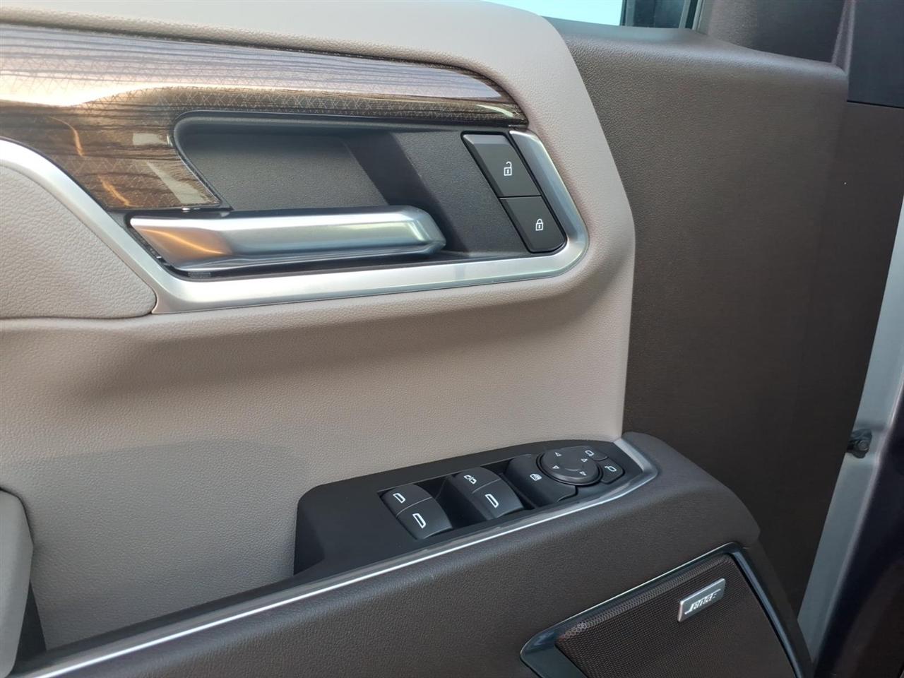 Chevrolet Silverado 1500 4WD Crew Cab 147" RST 2026