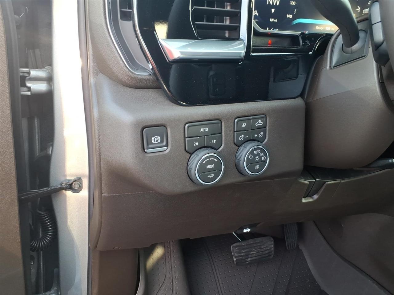 Chevrolet Silverado 1500 4WD Crew Cab 147" RST 2026