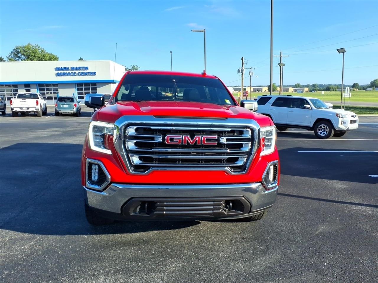GMC Sierra 1500 4WD Crew Cab 147" SLT 2021