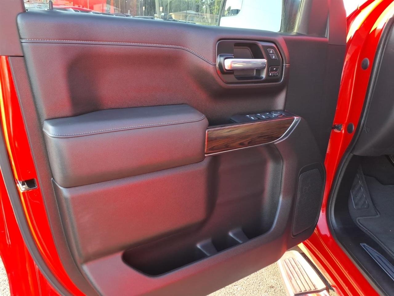 GMC Sierra 1500 4WD Crew Cab 147" SLT 2021