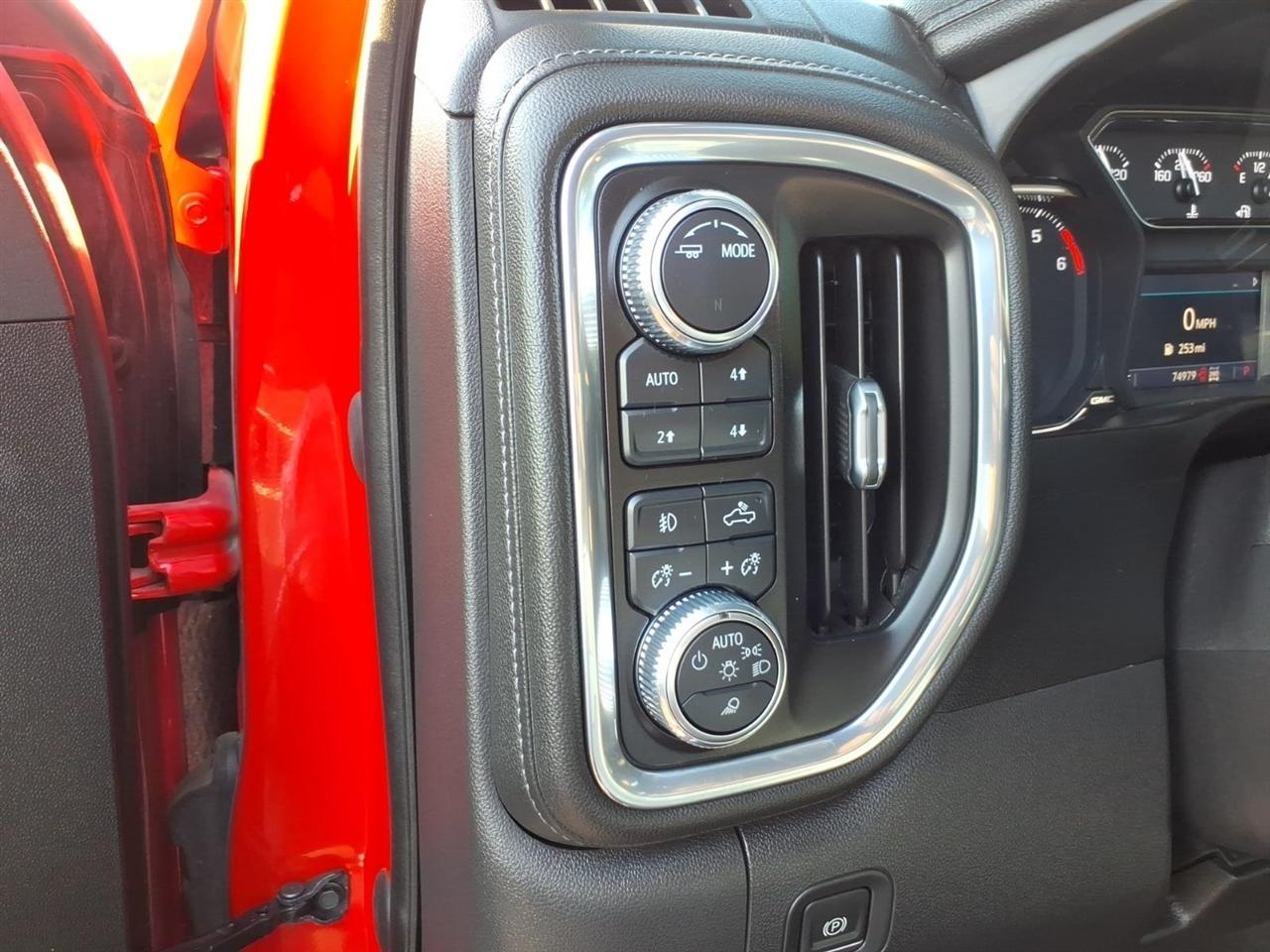 GMC Sierra 1500 4WD Crew Cab 147" SLT 2021