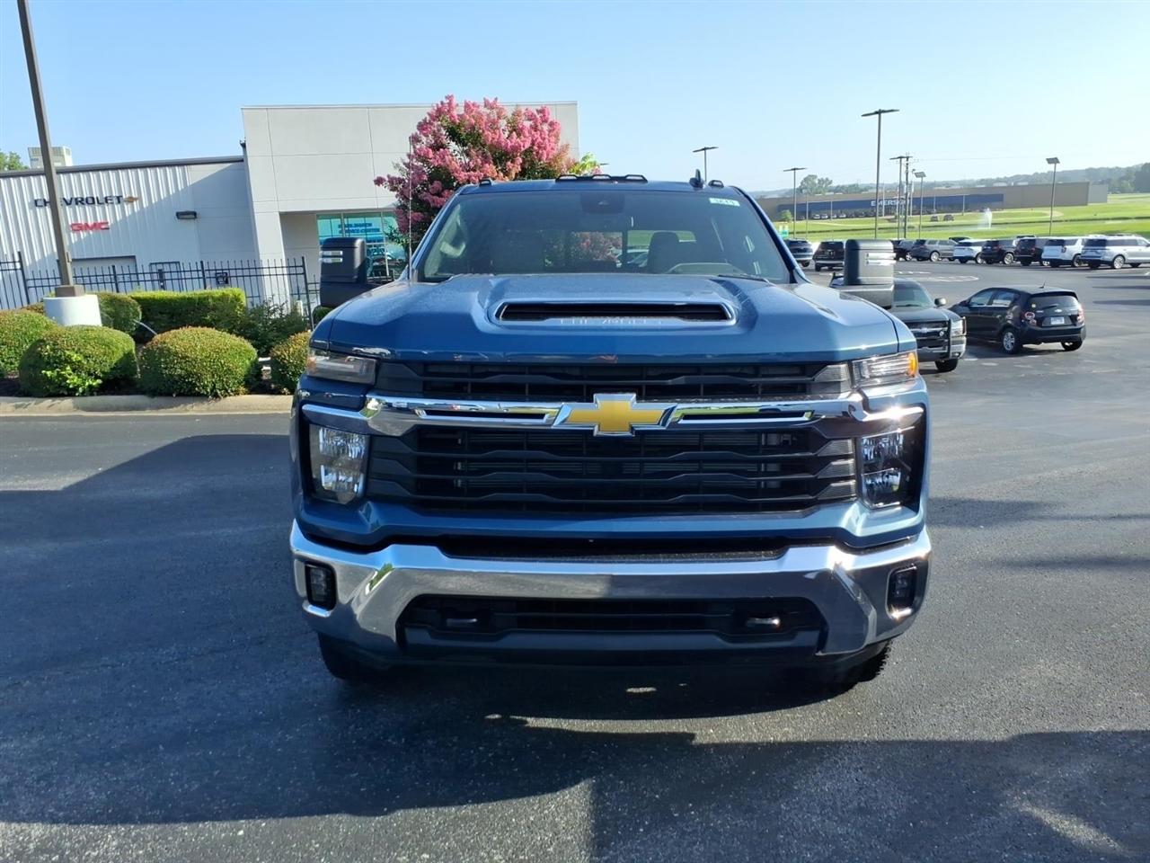 Chevrolet Silverado 2500HD 4WD Crew Cab 159" LT 2026
