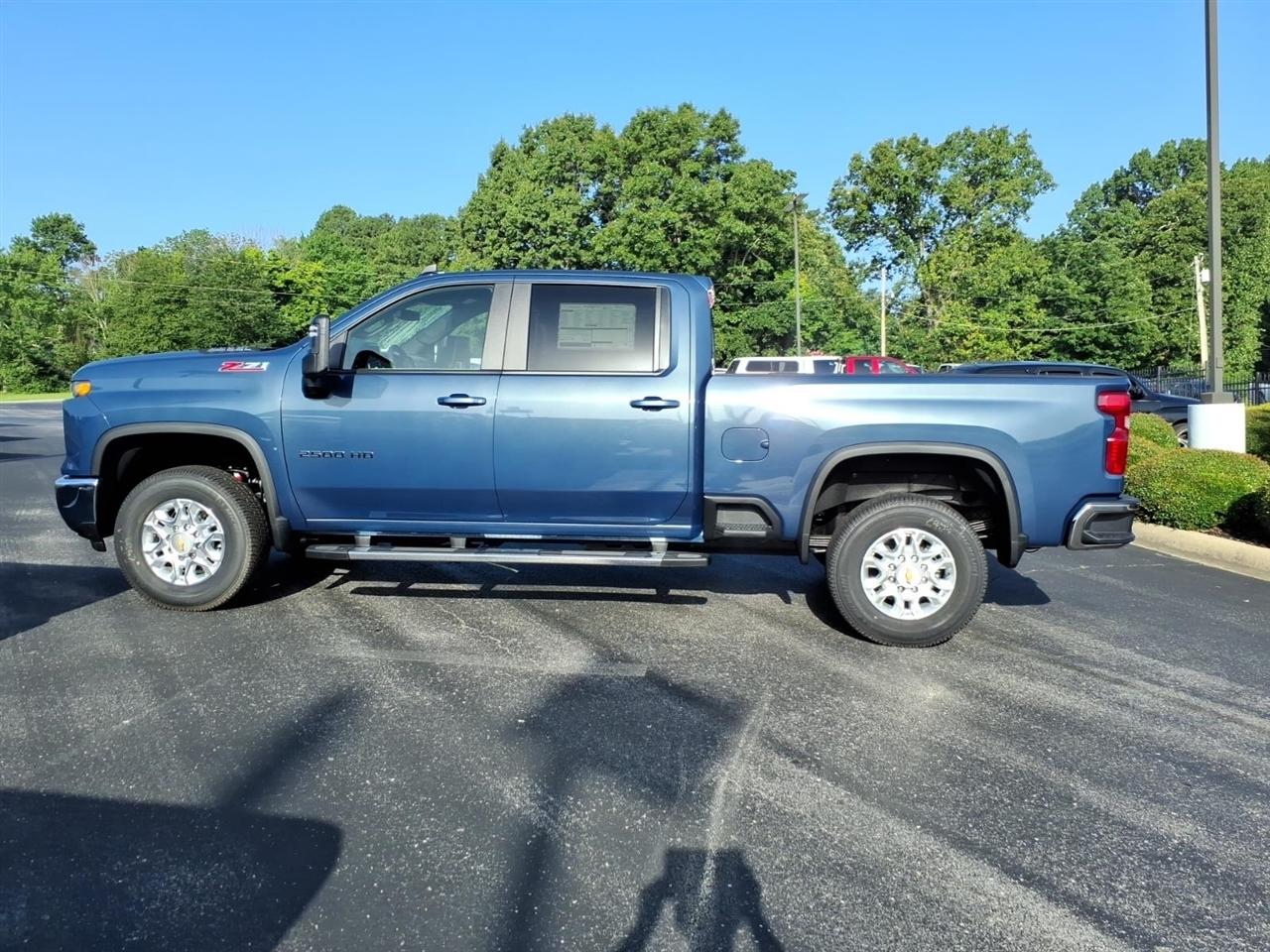 Chevrolet Silverado 2500HD 4WD Crew Cab 159" LT 2026