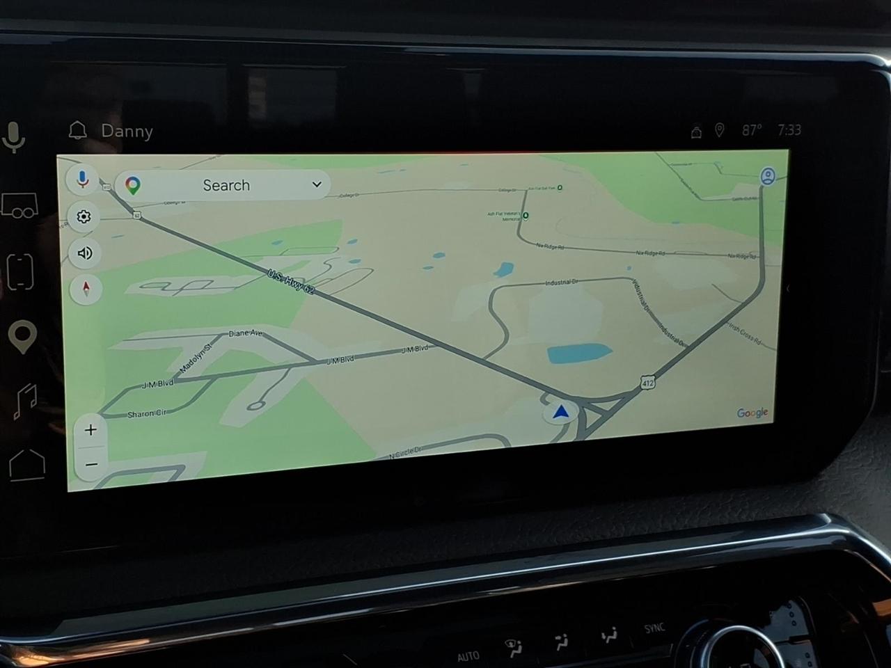 GMC Sierra 1500 4WD Crew Cab 147" Denali 2025