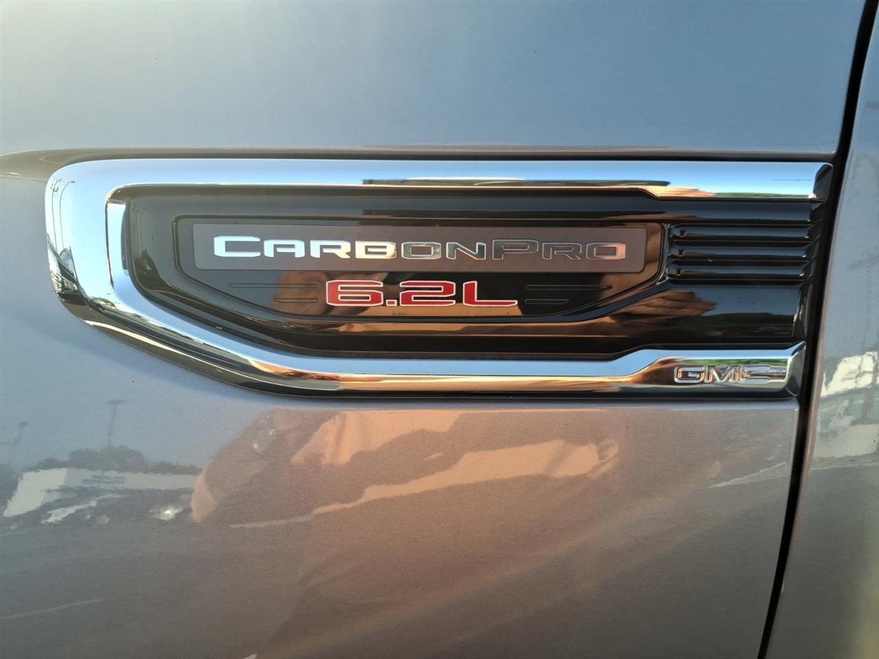 GMC Sierra 1500 4WD Crew Cab 147" Denali 2025