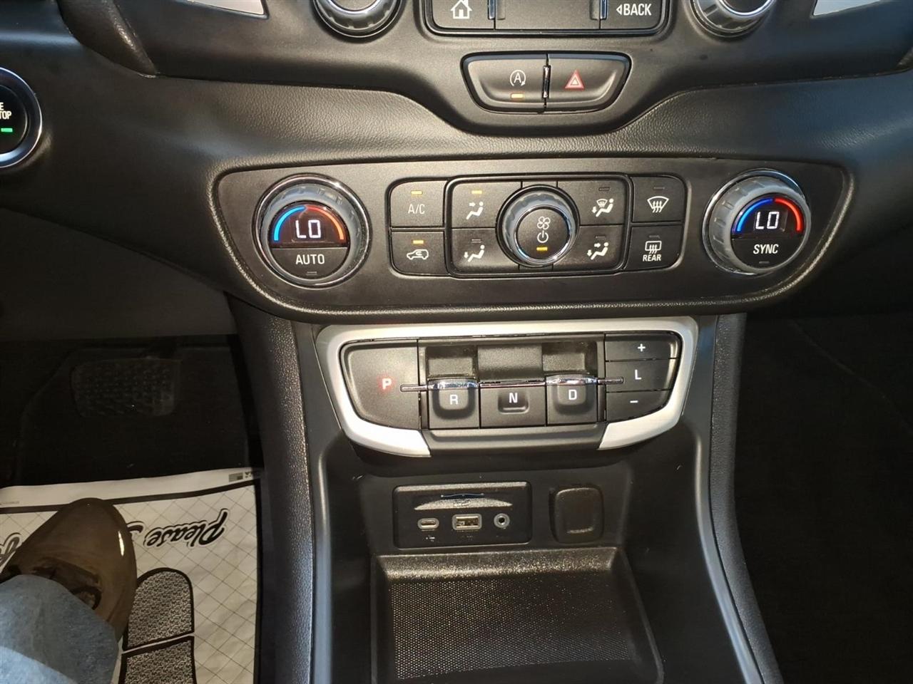 GMC Terrain AWD 4dr SLT 2023
