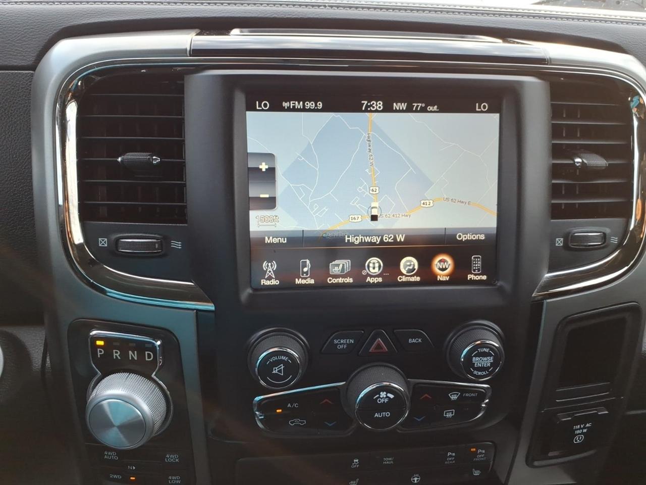 RAM 1500 Sport 4x4 Crew Cab 5'7" Box 2017