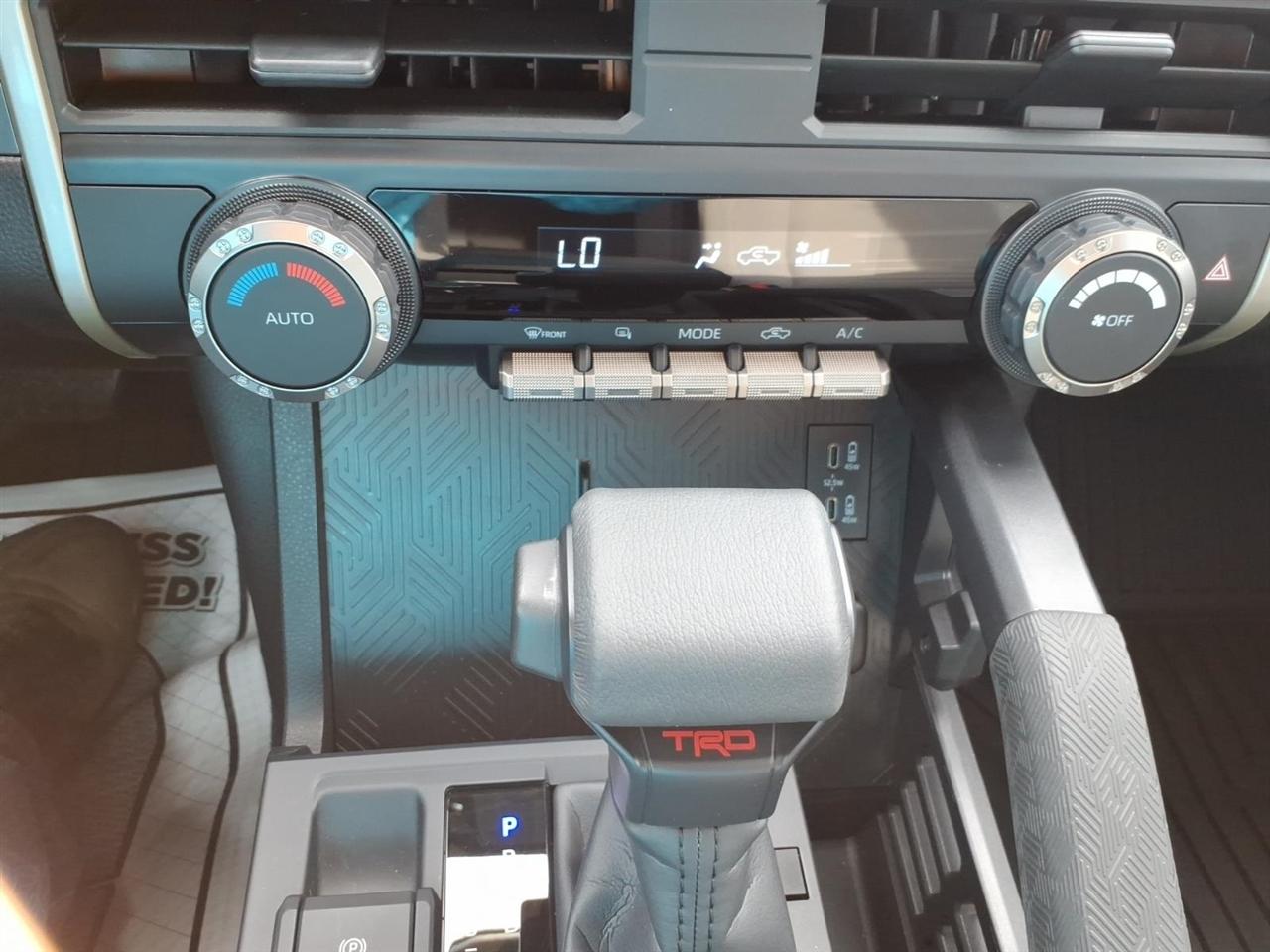 Toyota Tacoma 4WD TRD Off Road Double Cab 5' Bed AT (Natl) 2026