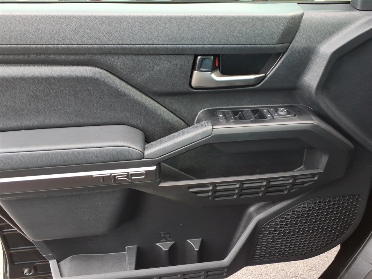 Toyota Tacoma 4WD TRD Off Road Double Cab 5' Bed AT (Natl) 2026