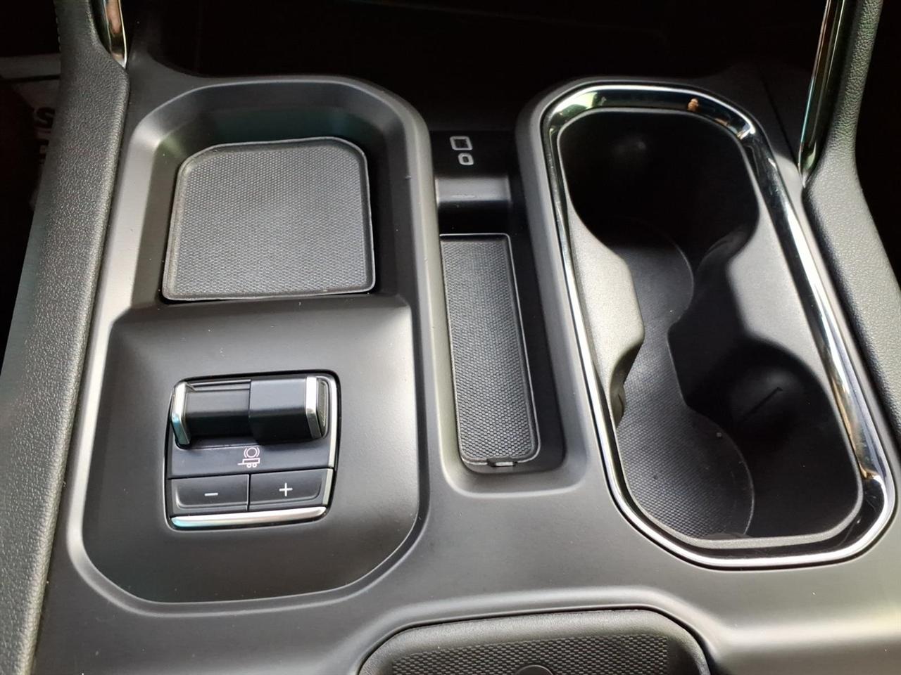 GMC Sierra 2500HD 4WD Crew Cab 159" AT4 2024