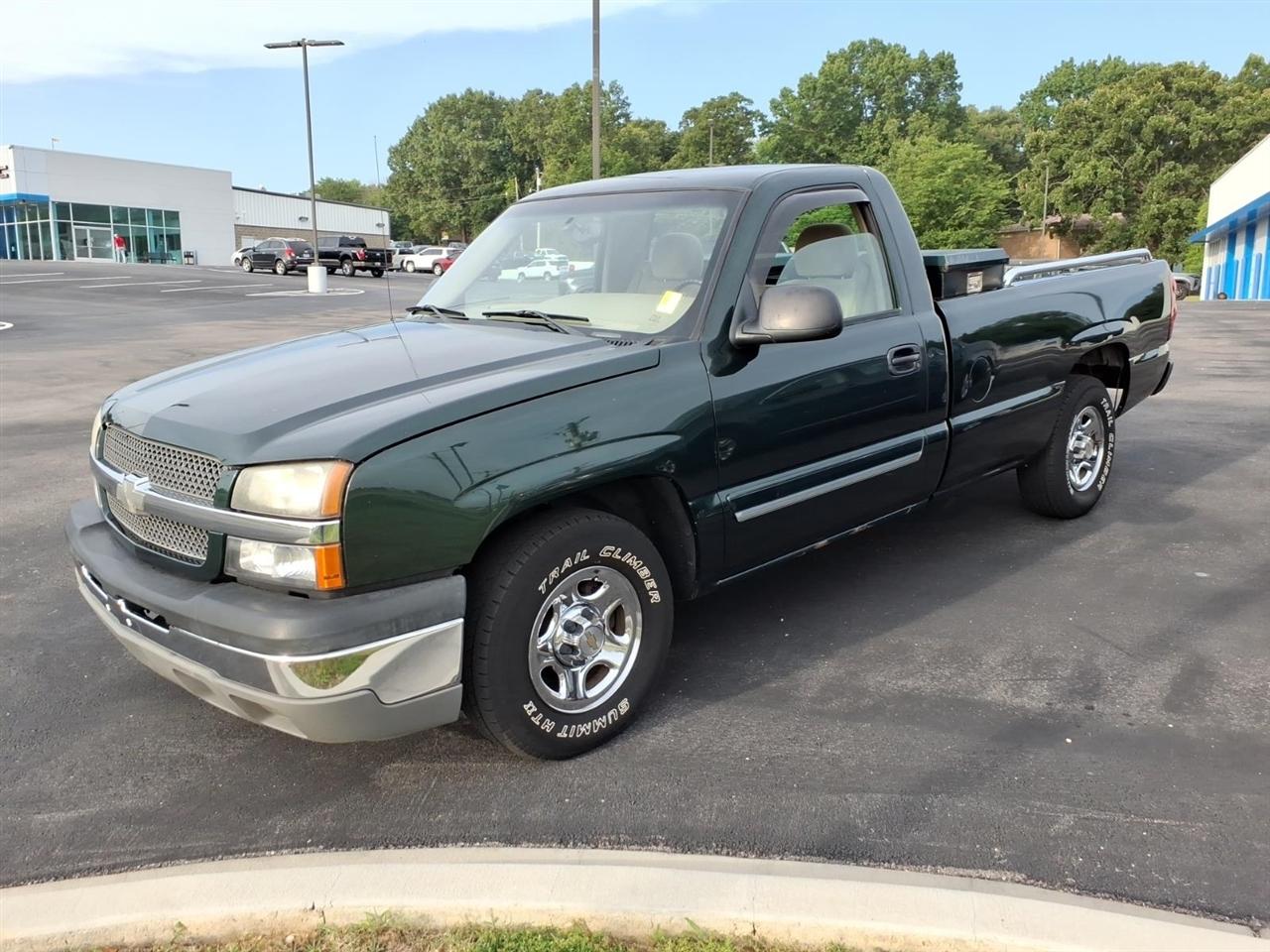 Chevrolet Silverado 1500 Reg Cab 133.0" WB LS 2004