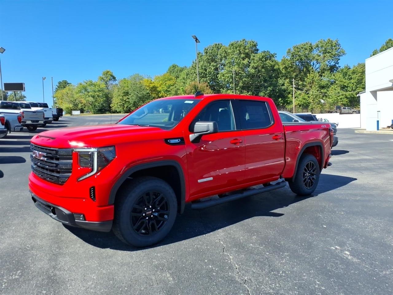 GMC Sierra 1500 4WD Crew Cab 157" Elevation 2026