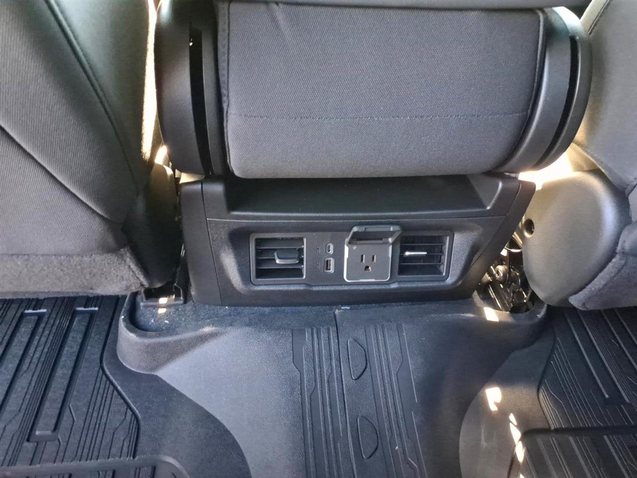 GMC Sierra 1500 4WD Crew Cab 157" Elevation 2026