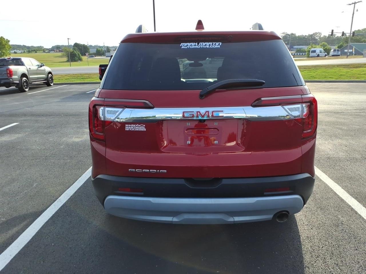 GMC Acadia FWD 4dr SLE 2021
