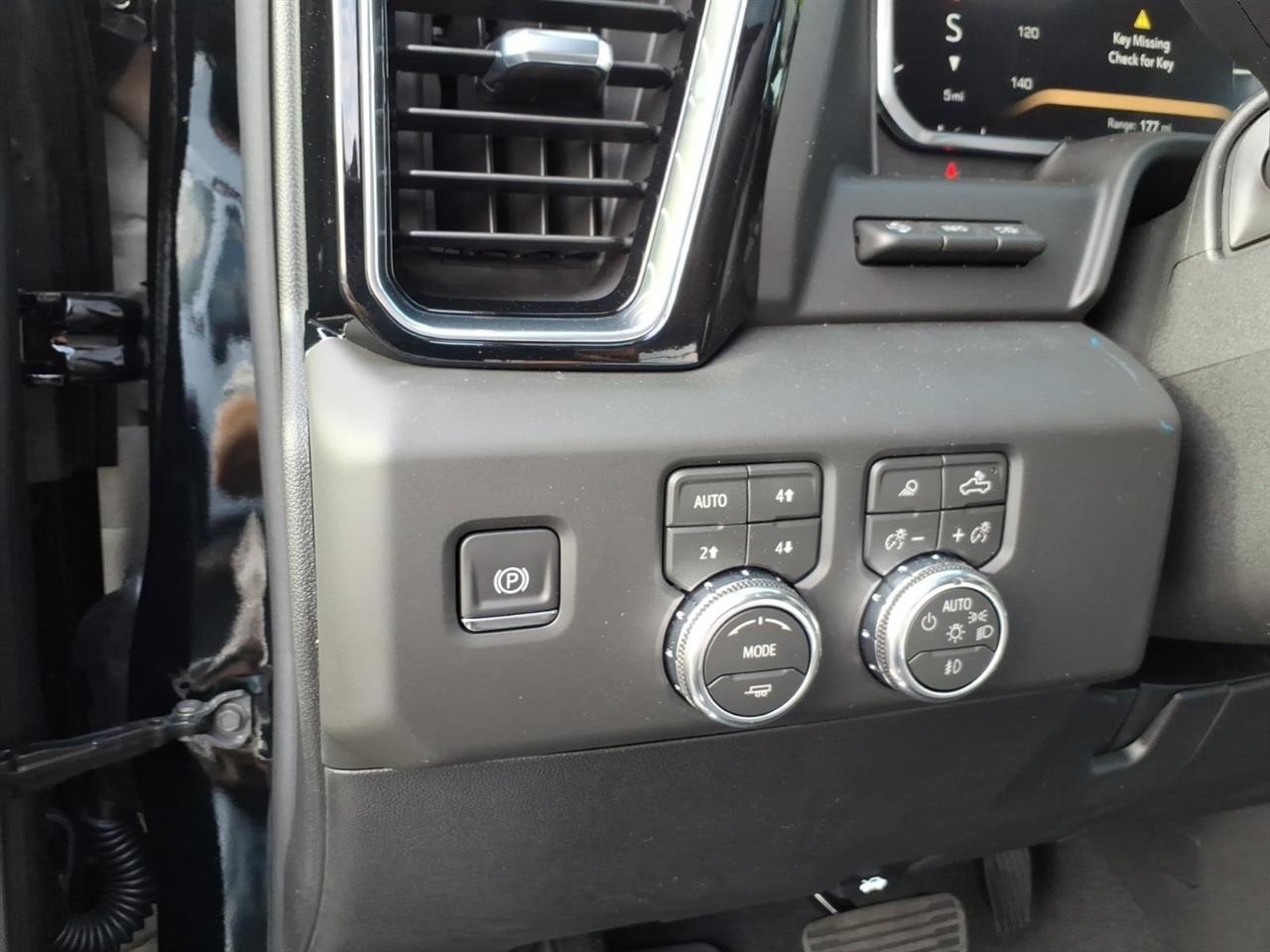 GMC Sierra 2500HD 4WD Crew Cab 159" Denali 2026