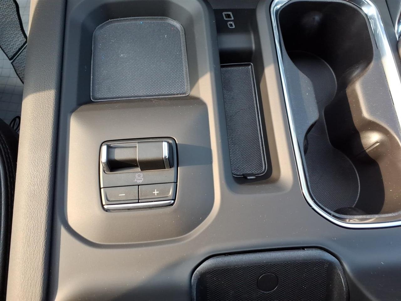 GMC Sierra 2500HD 4WD Crew Cab 159" Denali 2026