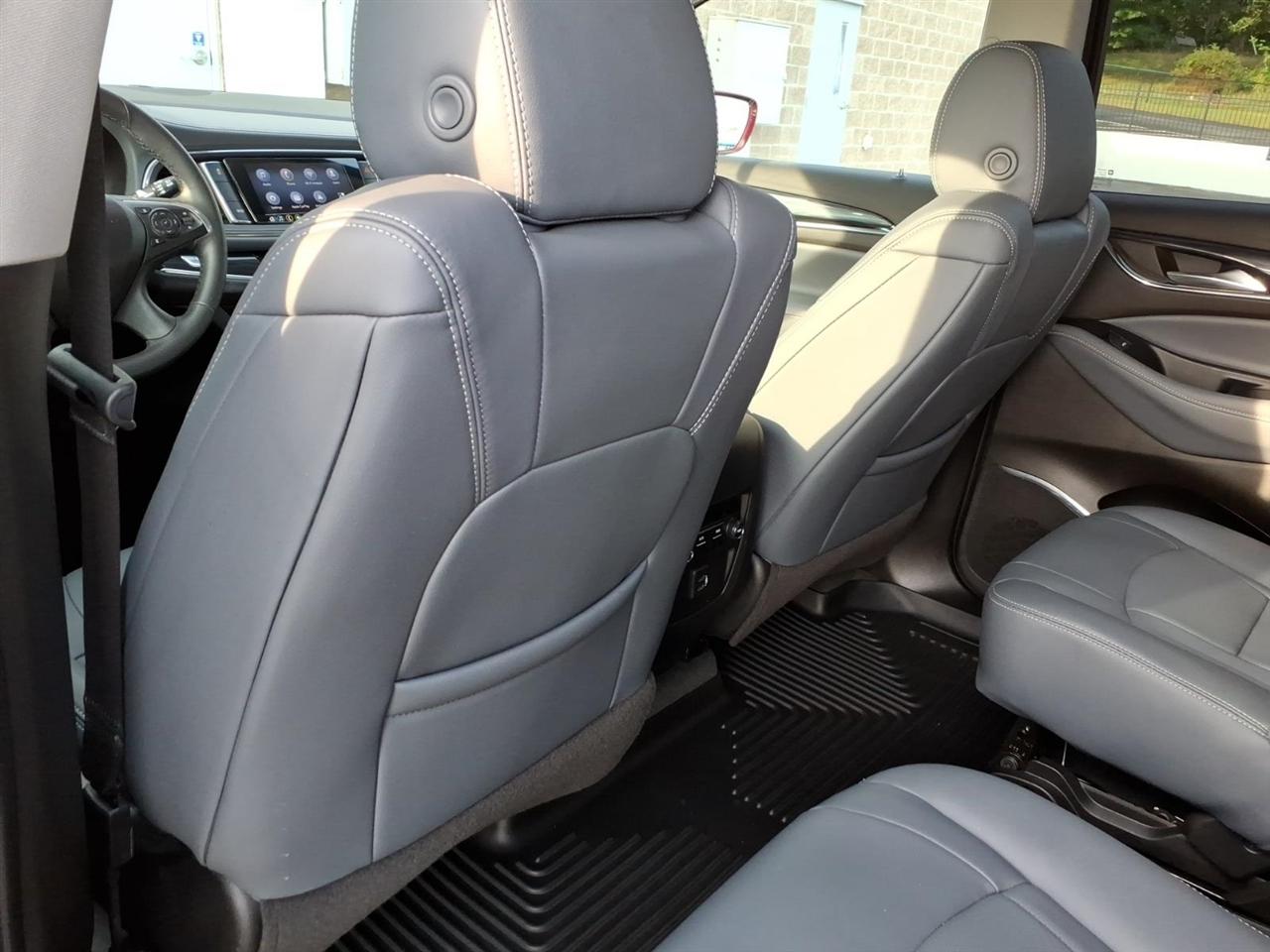 Buick Enclave FWD 4dr Essence 2020