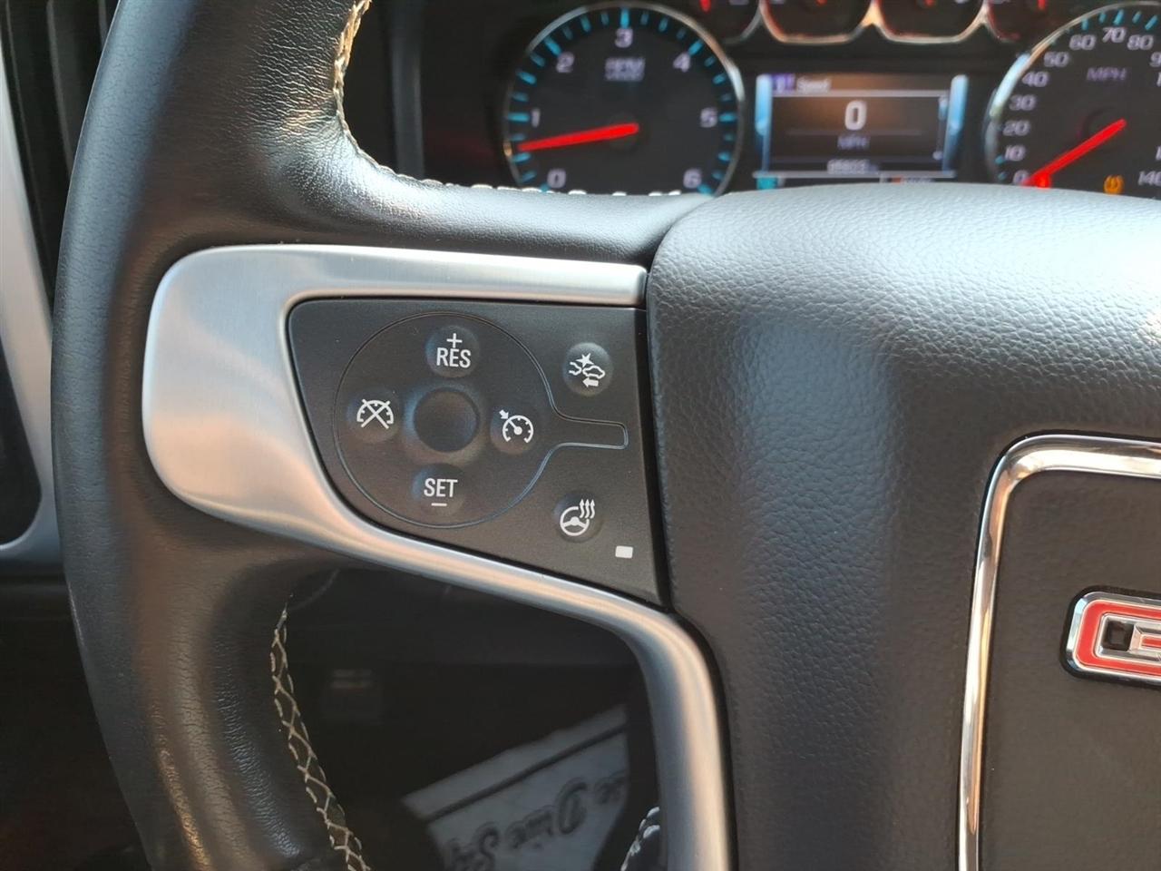 GMC Sierra 1500 4WD Crew Cab 143.5" SLT 2018