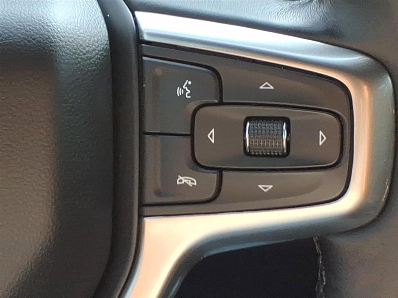 Chevrolet Silverado 1500 4WD Crew Cab 147" LT Trail Boss 2021