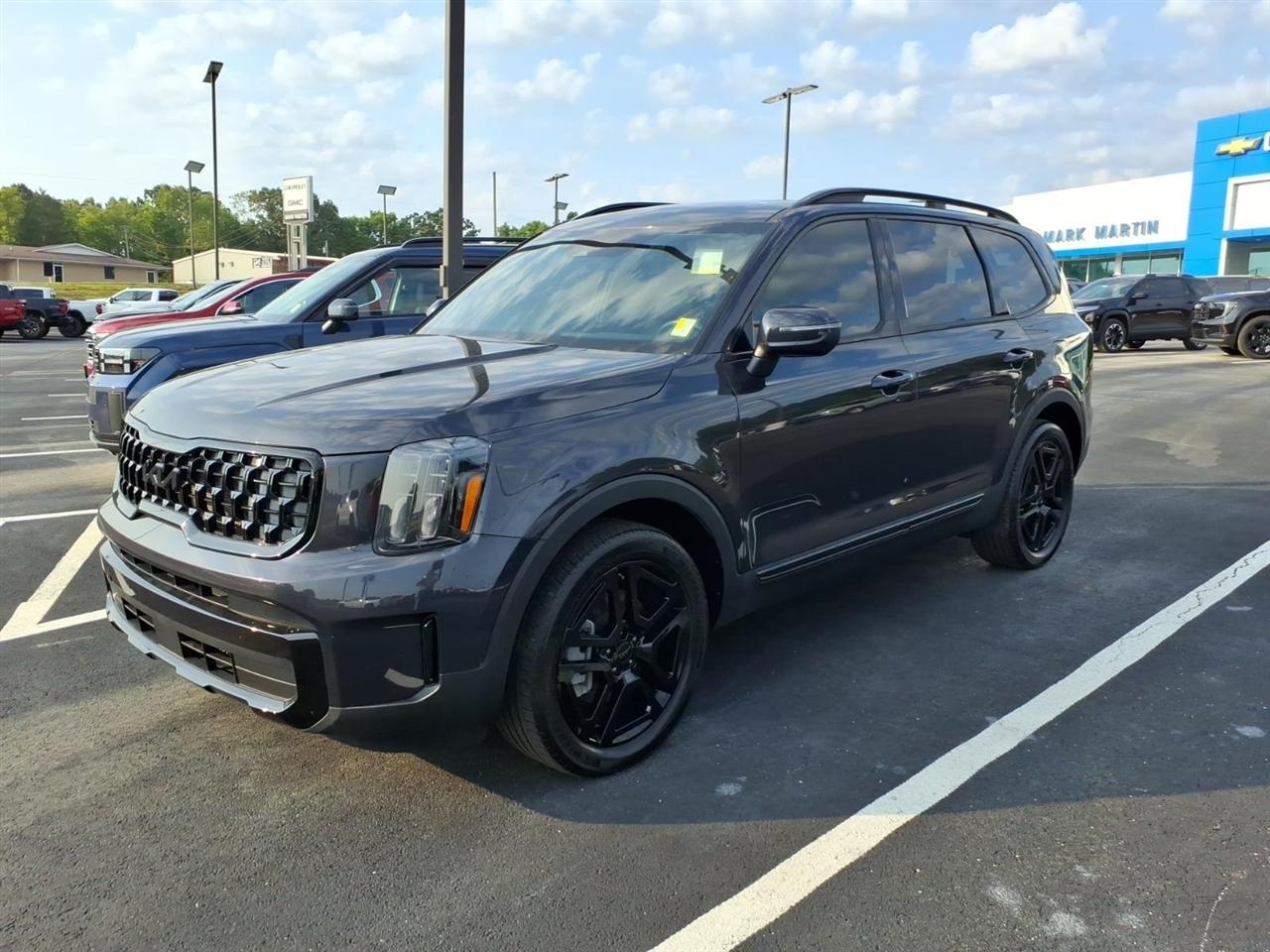 Kia Telluride EX X-Line AWD 2025