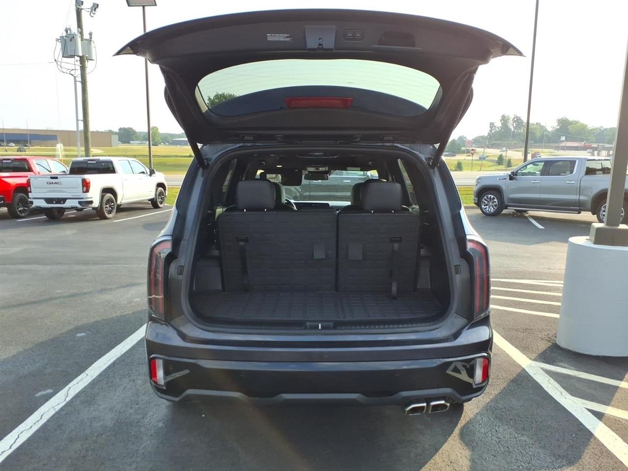 Kia Telluride EX X-Line AWD 2025
