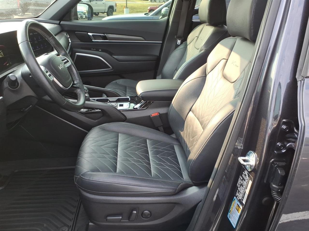 Kia Telluride EX X-Line AWD 2025