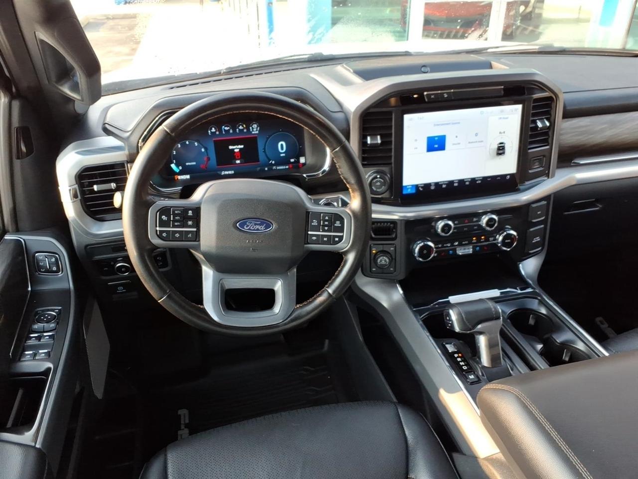 Ford F-150 Lariat 4WD SuperCrew 5.5' Box 2025