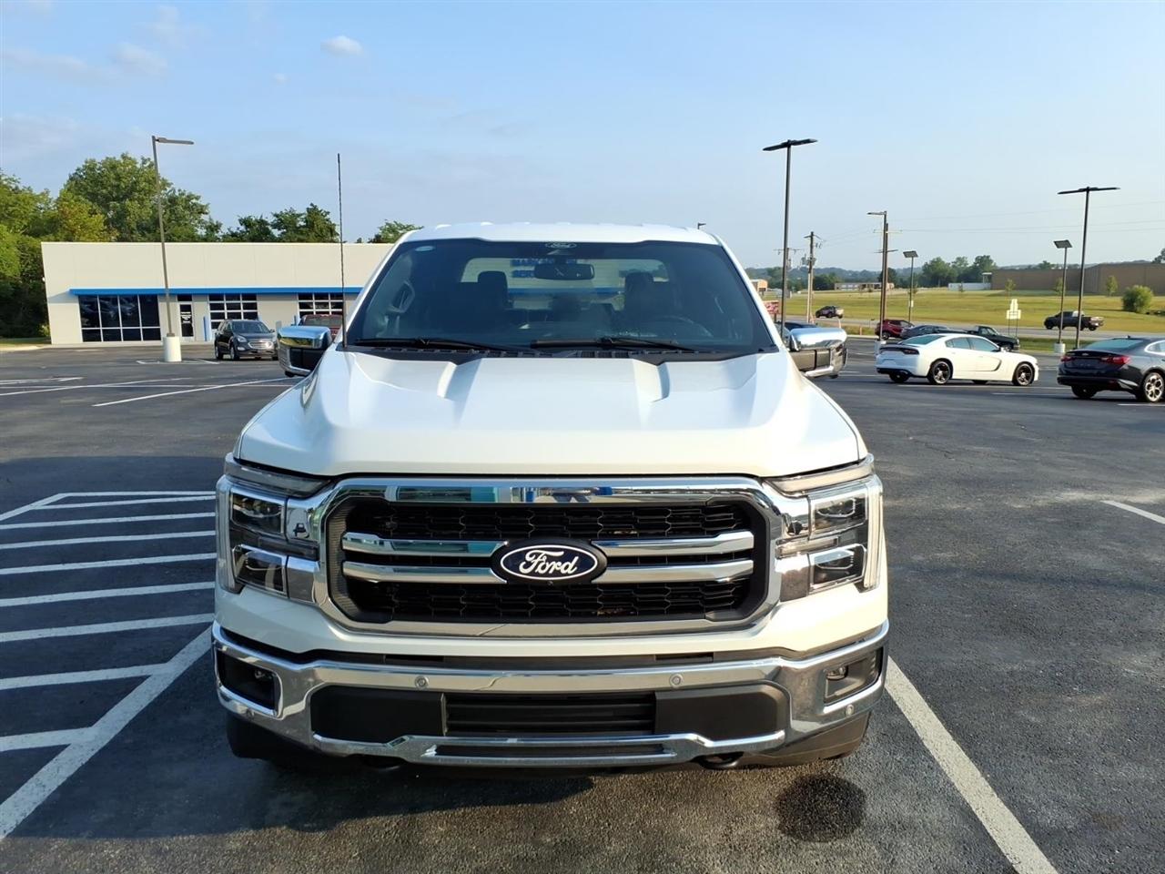 Ford F-150 Lariat 4WD SuperCrew 5.5' Box 2025